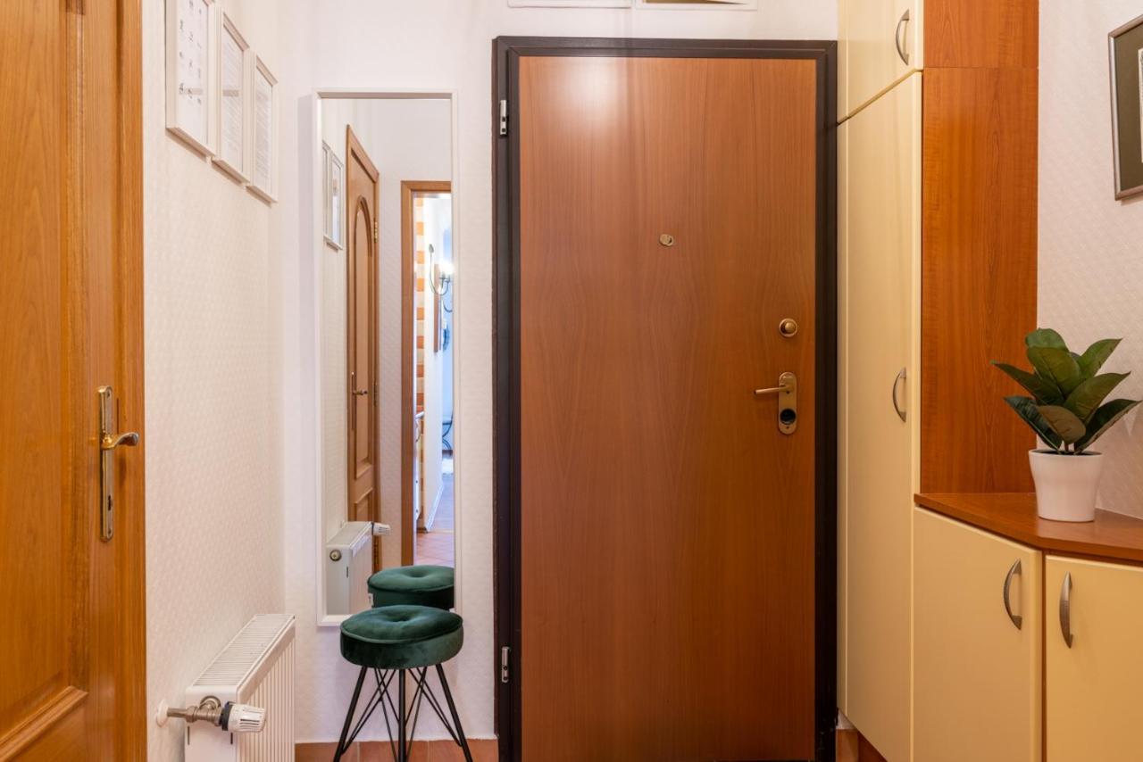 בודפשט Romantic Studio Secret Garden מראה חיצוני תמונה
